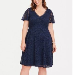 Torrid Navy Blue Lace‎ V Neck Short Sleeve Flare Dress Size 14